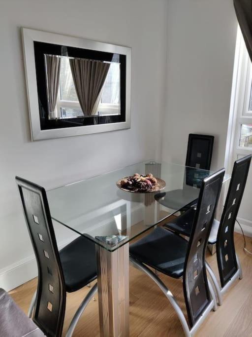 Lovely Kensington Flat Λονδίνο Εξωτερικό φωτογραφία